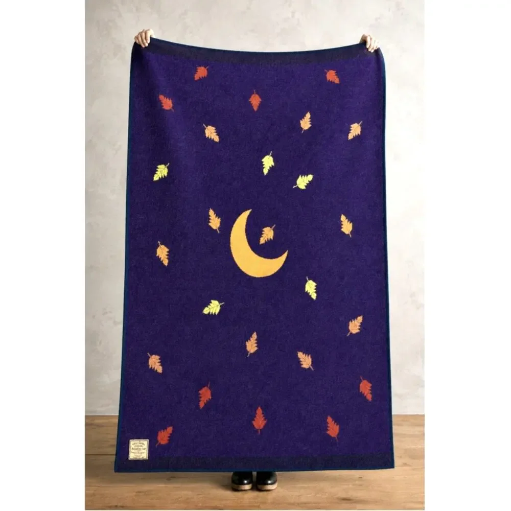 Vntg Wellspring Legend Robes Falling Leaf Moon Wool Blanket USA 48x70 Throw MINT